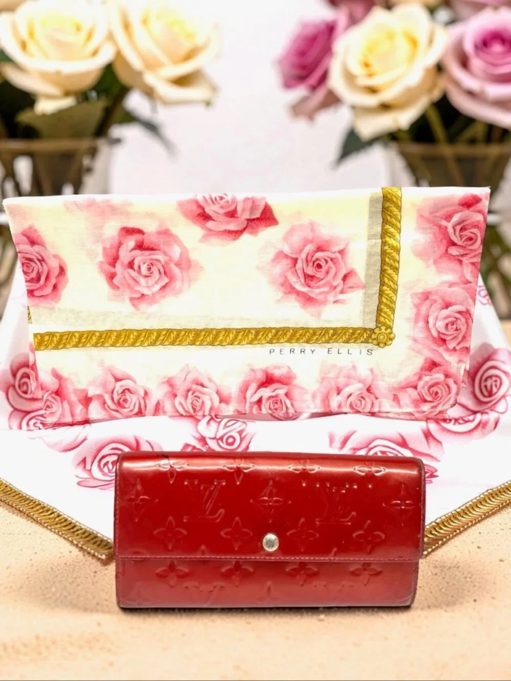 LOUIS VUITTON Vernis Portefeuille Bifold Wallet +FREE P. Ellis Kerchief (14
